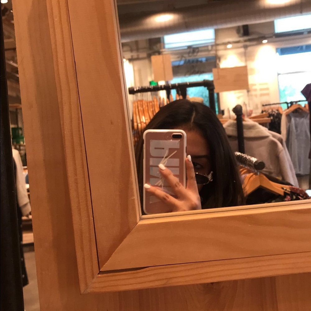 Meet your Posher, Clclarissa